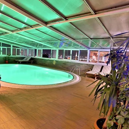 מלון Zurich 4*