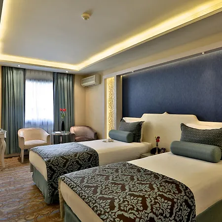 ホテル Zurich 4*