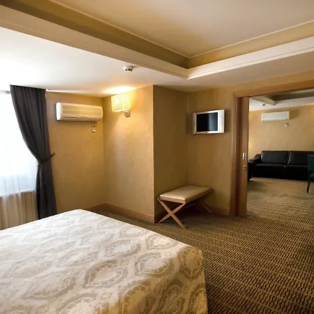 Zurich 4*