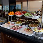 Hotel Zurich 4*