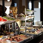 Hotel Zurich 4*